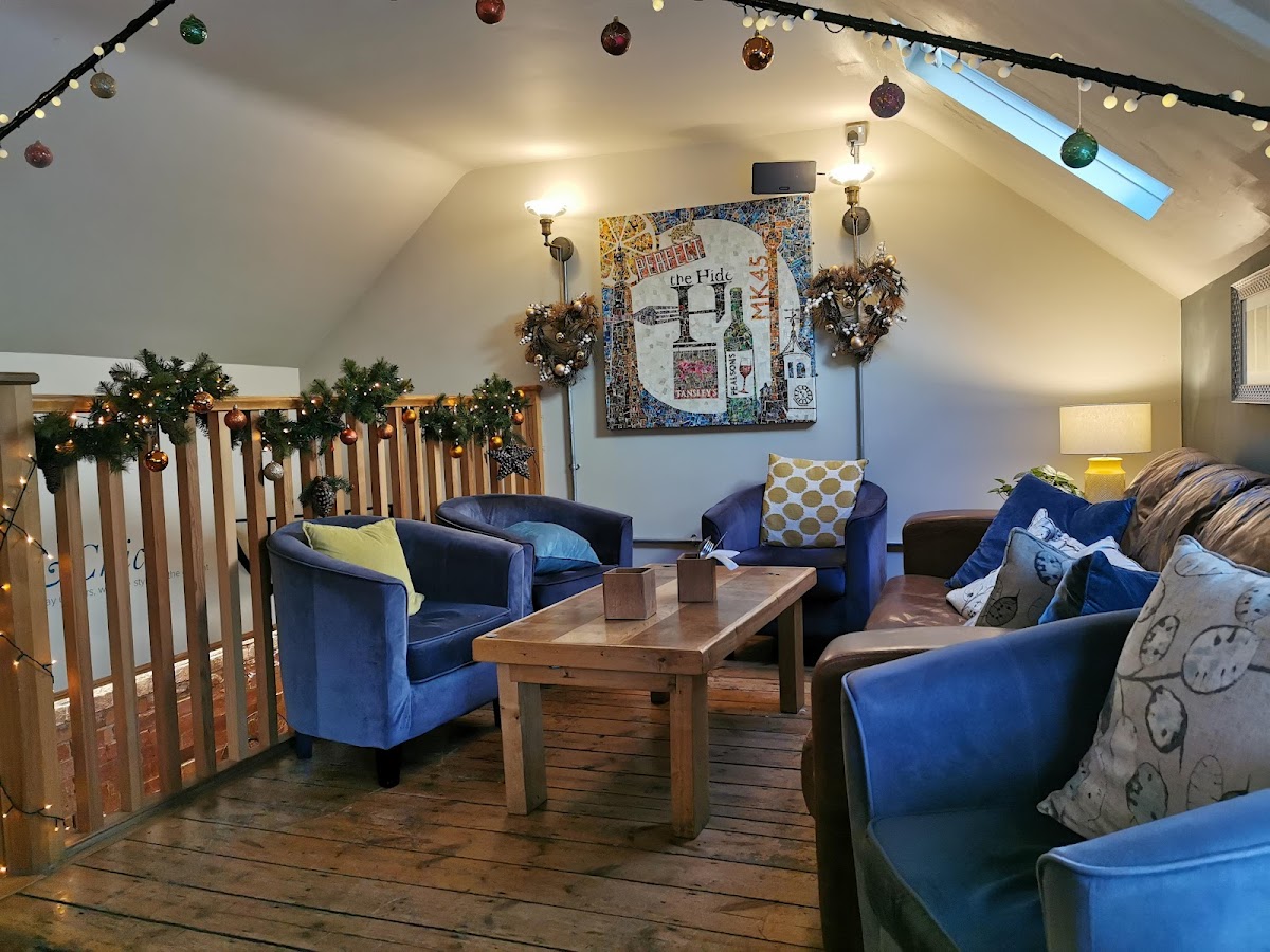 The Hide Café Bar